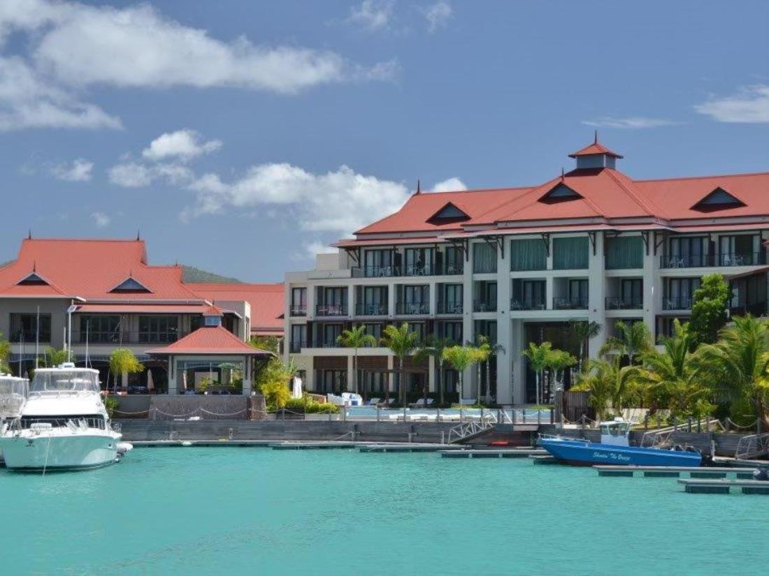 Eden Bleu Hotel Exterior foto
